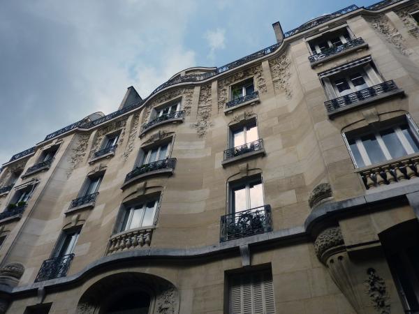 Sur les traces d'Hector Guimard à Auteuil avec Générations 13