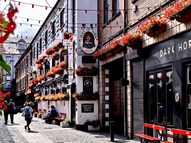  Hill Street la rue colorée de Belfast