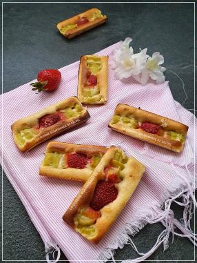 MOELLEUX FRAISES,RHUBARBE