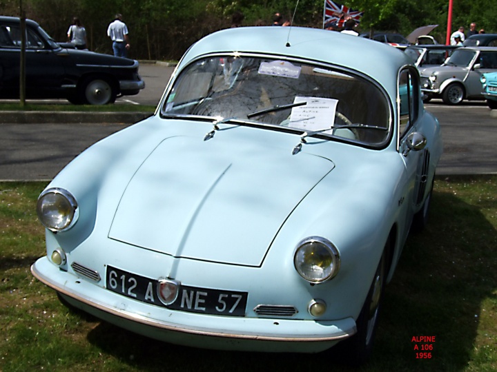DES 4 CV  TRES SPECIALES