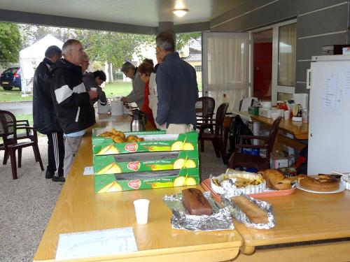 Le vide-greniers 2013 des Amis de la Charme