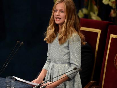 L'infante Léonor  à la remise du prix princesse des Asturies, 