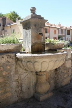 819 - Bauduen et Moustiers (83) et (04)