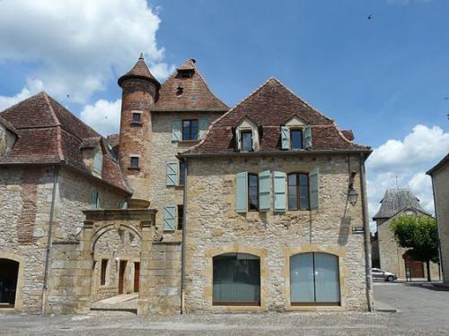 Bretenoux  (Lot)