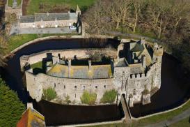 LES REMPARTS DE PIROU (Manche)