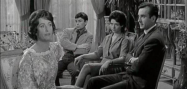 LES LIONS SONT LACHES -DANIELLE DARRIEUX