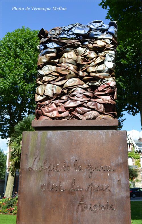 Ville de Rambouillet : La colonne du Souvenir de Anne Deltour