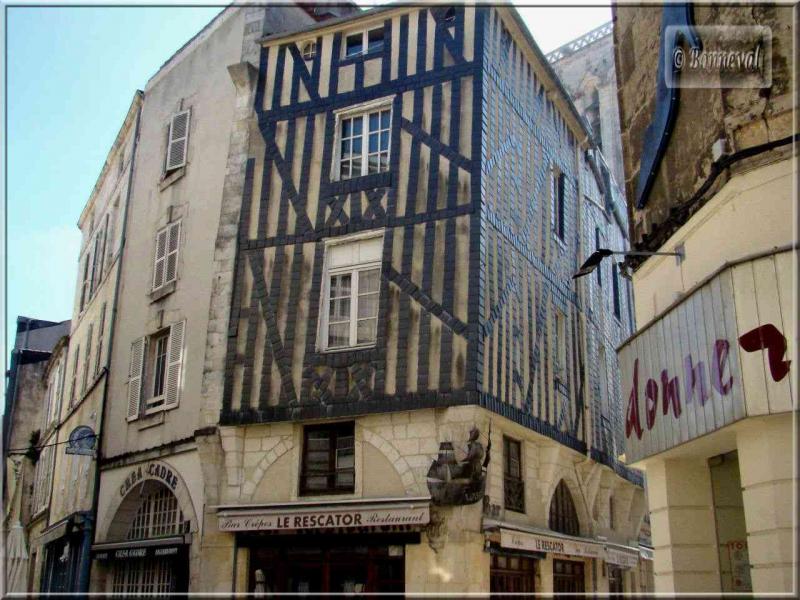 La Rochelle maison à colombages rue du Port