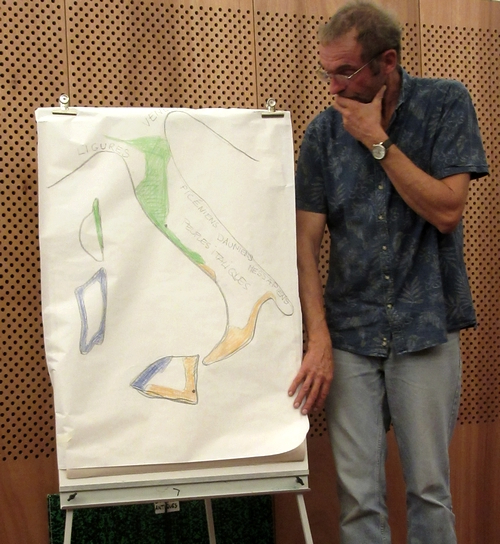 Eric de Laclos a donné une passionnante conférence sur la sculpture au temps des gallo-romains, au Musée du Pays Châtillonnais-Trésor de Vix