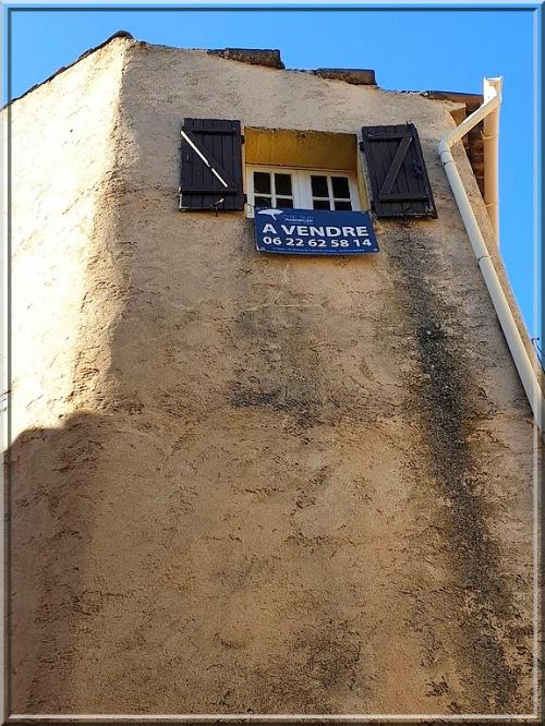 1017 - Ampus dans le Var (83) 