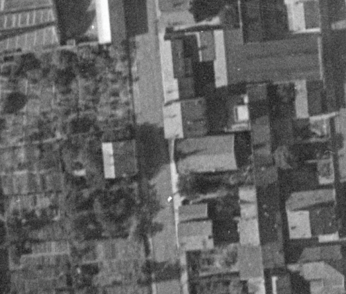 Villeurbanne, rue Dr Ollier en 1947, le temple (remonterletemps.ign.fr)