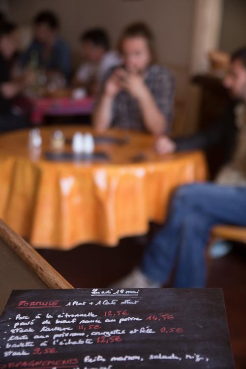 Portrait : Hong, Restauratrice, Chez Fernand