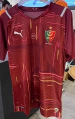 LA HONTE PUMA se moque du MCA