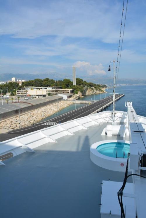La plateforme pont 8 à l'avant du bateau