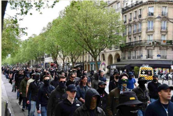Voici un nouvel article de La Horde