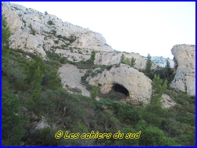 Calanques, le pas de la demi Lune et les 3 arches