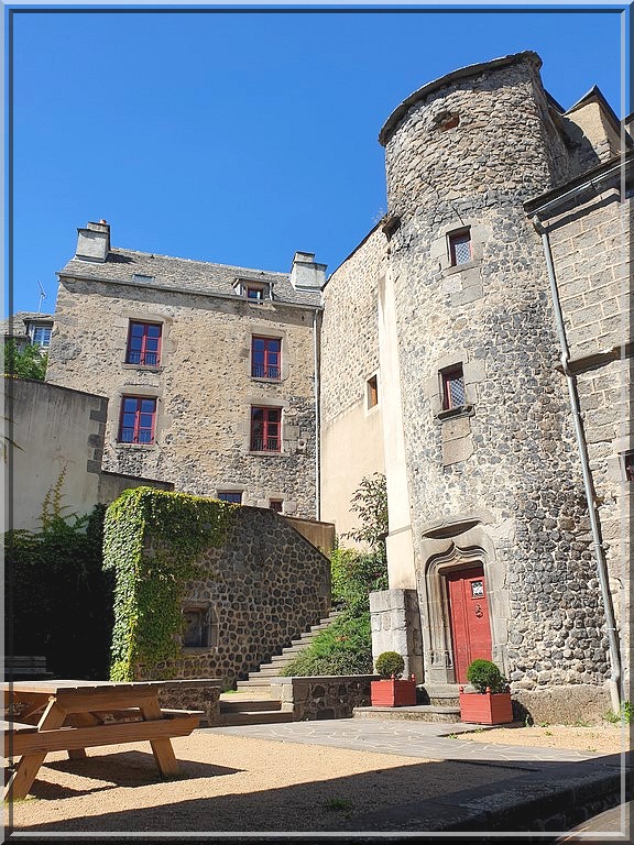 941 - Visite de Murat dans le Cantal (15) !