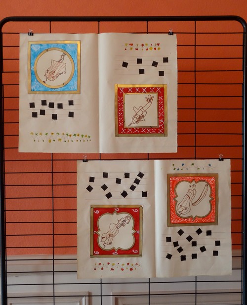 Une belle exposition de mini-enluminures réalisées par des enfants en l'honneur du 900ème anniversaire de la création de l'abbaye de Clairvaux