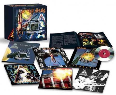 DEF LEPPARD - Les détails de la Box The CD Collection: Volume One ; Lyric vidéo de "Pour Some Sugar On Me"