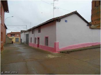 (J30) Calzadilla de los Hermanillos / San Nicolas del Real Camino 4 mai 2012 (1)