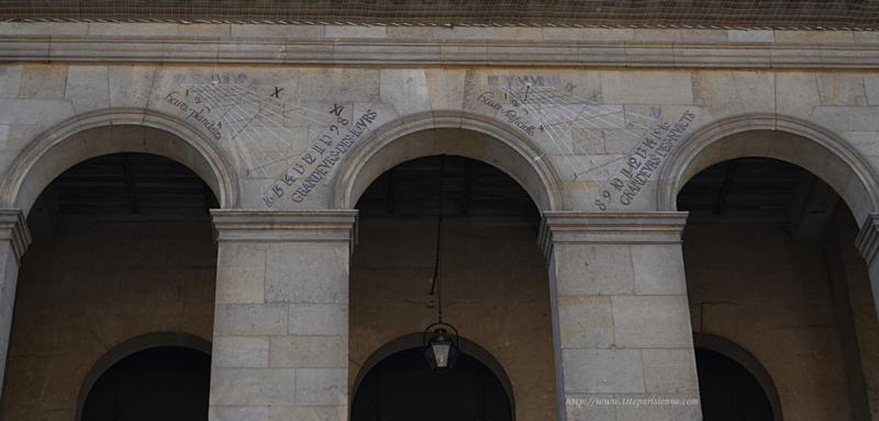 Les cadrans solaires de l'Hôtel des Invalides