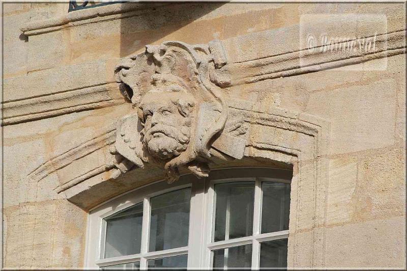 Bordeaux Place du Parlement mascaron