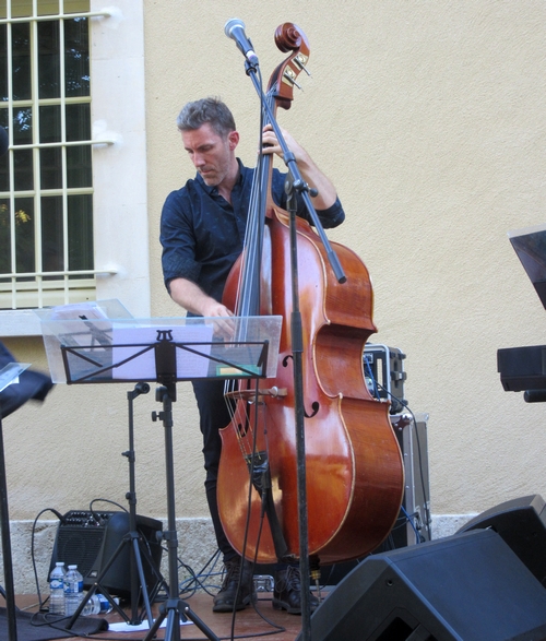 Nicolas Fourgeux et son 4TET a conquis les amateurs de swing  au jardin de la Mairie à Châtillon sur Seine