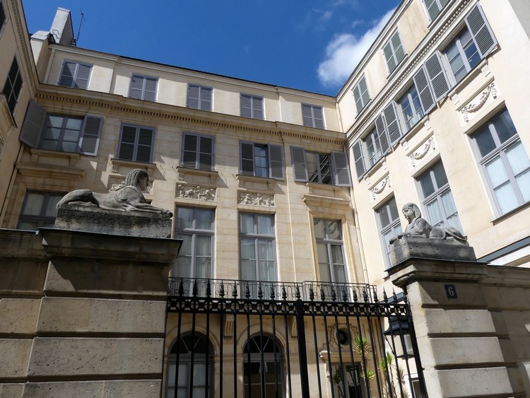 Rue Férou