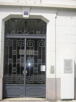 Grenoble et les plaques commémoratives