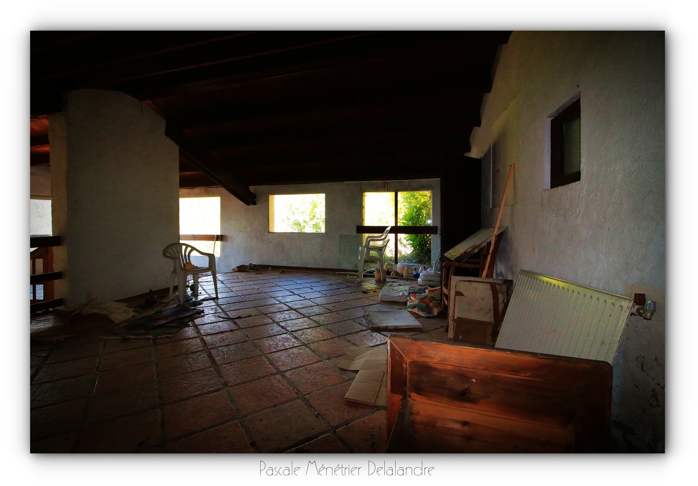 Urbex en Cévennes, Gard (3/4) - L'hôtel, ses salons et terrasses.