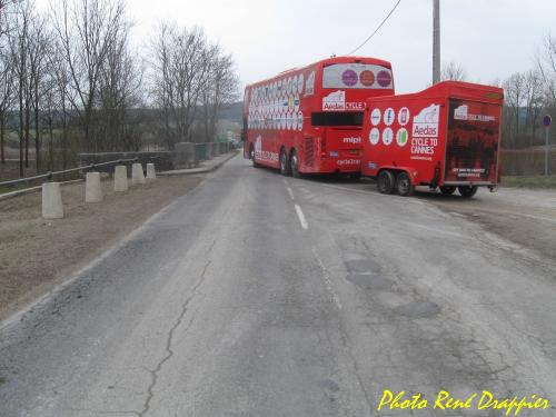 Le Rallye Londres-Cannes s'est arrêté à Vanvey