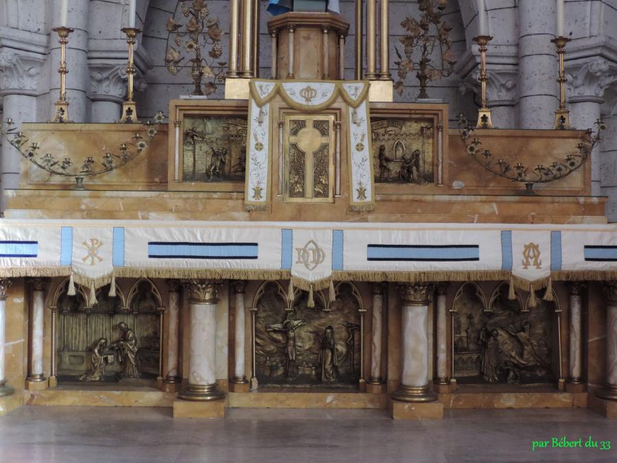 Les vitraux de l'église Saint André (16) 