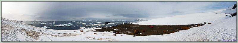 Vue panoramique sur Antarctic Sound à partir des hauteurs de Brown Bluff 