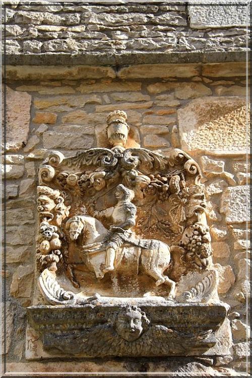 1030 - Châteauneuf-en-Auxois en Côte d'Or (21)