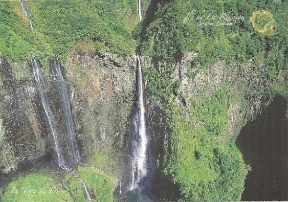 ღ꧁ღ╭⊱ꕥ LA GUYANNE ꕥ⊱╮ღ꧂ღ