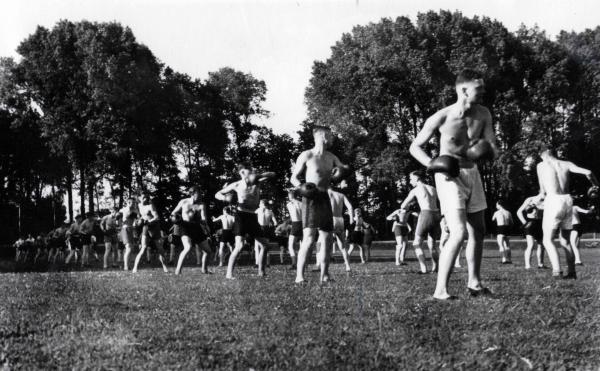 "L'Europe de crise en crise de 1929 à 1939 jusqu'à la guerre", une conférence de Robert Fries (partie 3)