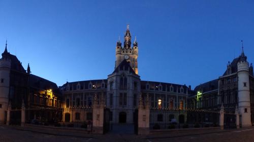 14 avril 2013 : Rapprochement Lune + Jupiter + Hotel de Ville de Douai