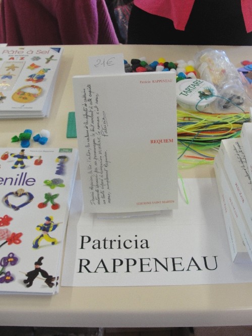 -Des livres au village