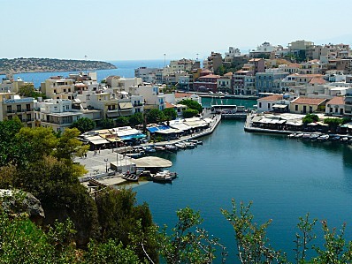 agios nikolaos port