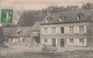 LES REMPARTS DE HACQUEVILLE (Eure)