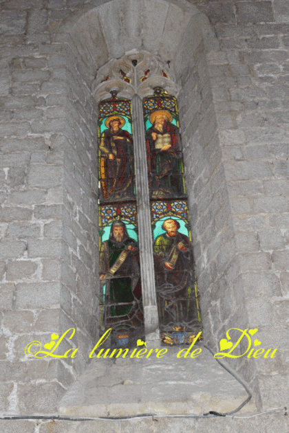 Moustiers Sainte Marie : La chapelle Notre-Dame de Beauvoir