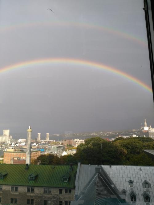 Arc en ciel visible de l'Hôtel Dieu de Québec le 27 septembre 2021