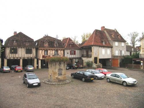 Bretenoux  (Lot)