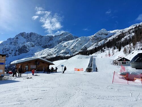 13/03/2024 Ski à Colere Val di Scalve Alpe Orobie BG Italie