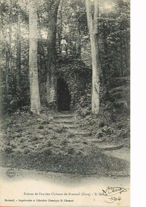 LES REMPARTS DE BRETEUIL-SUR-ITON (Eure)