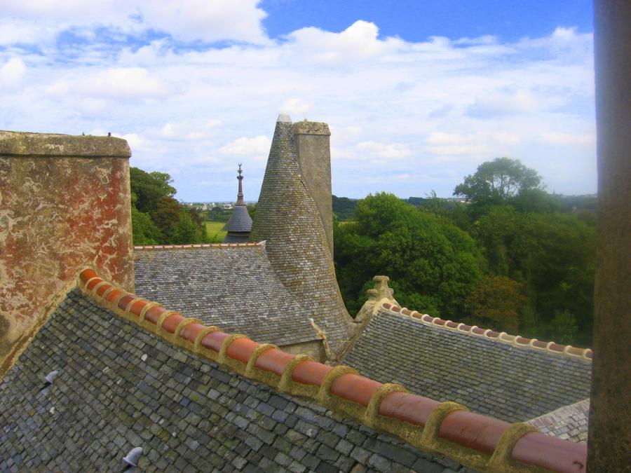 le chateau de Kerouzéré  29N