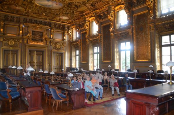 Visite de l'ancien Palais de Justice avec Générations13