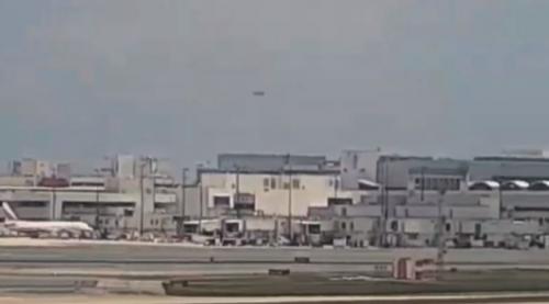 Rencontres entre avions et ovnis.