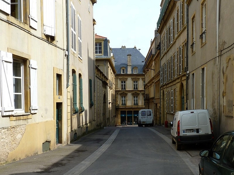 Metz / La rue aux Ours...