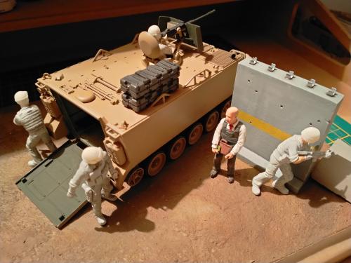 Diorama au 1/35 : sauvetage de VIP en Irak